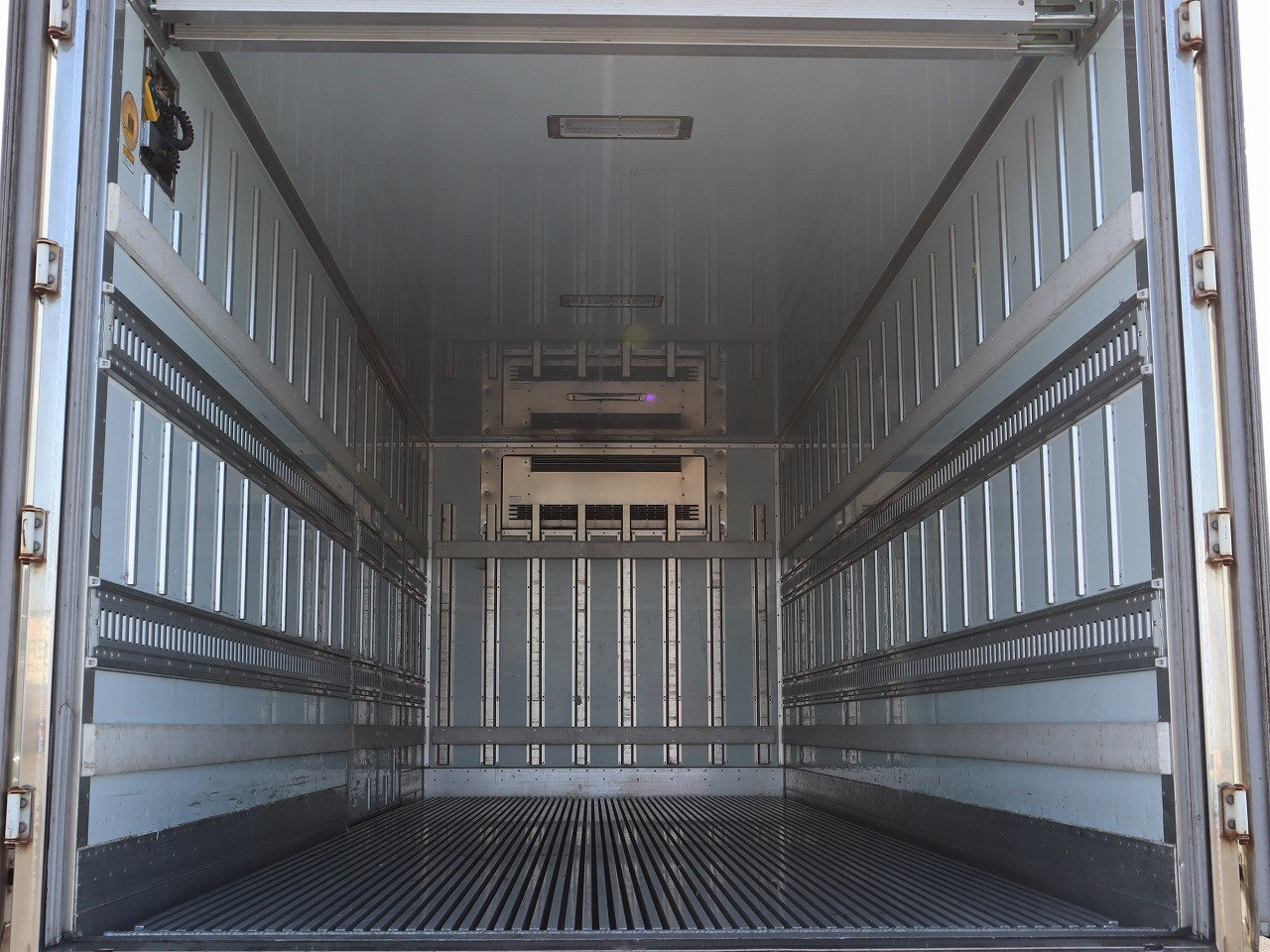 日野 レンジャー 2KG-FD2ABG(2WD)の写真10