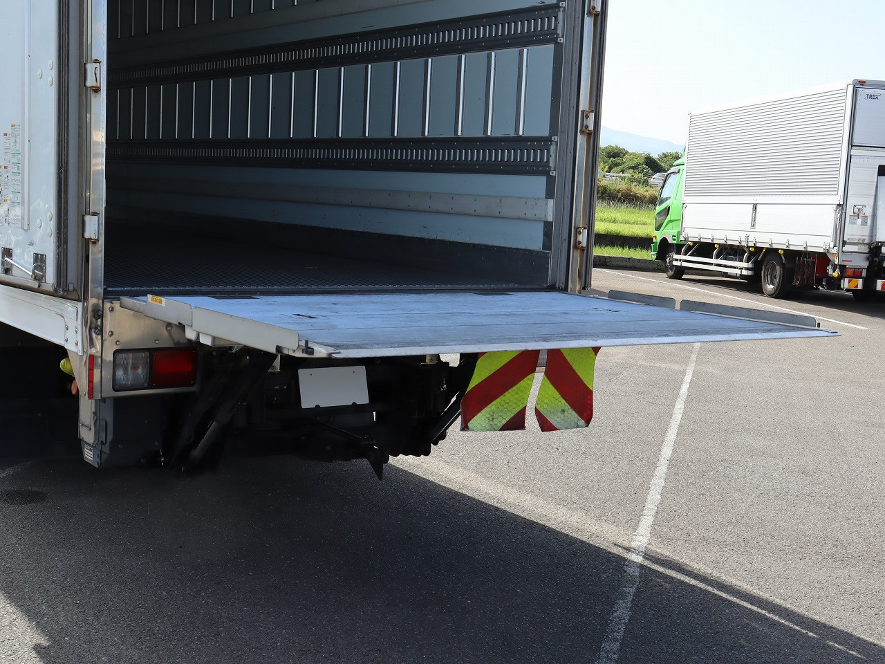 日野 レンジャー 2KG-FD2ABG(2WD)の写真18