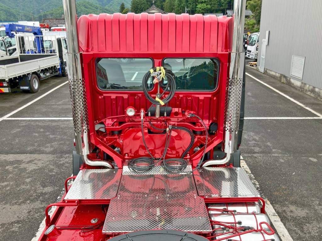 踊り場は縞板アルミです。|日野 その他(日野) KL-SH4FDGAの写真10