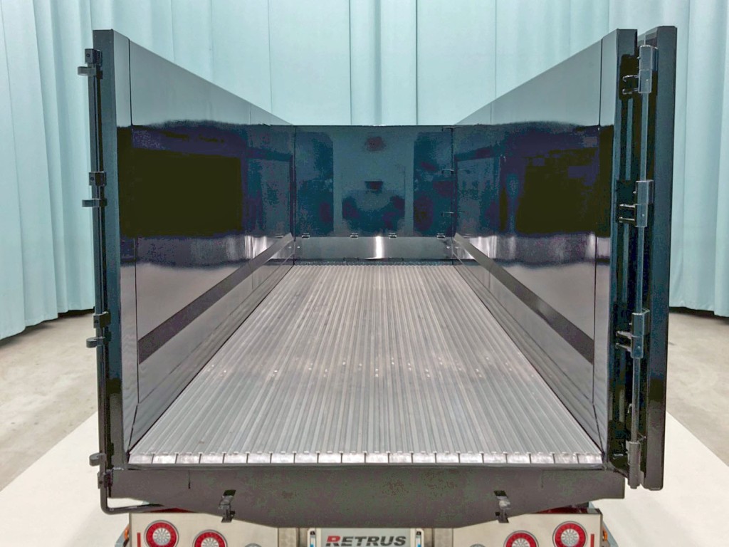 床はムービングフロアー アルミ製です。|三菱 スーパーグレート 2KG-FS70HZの写真9