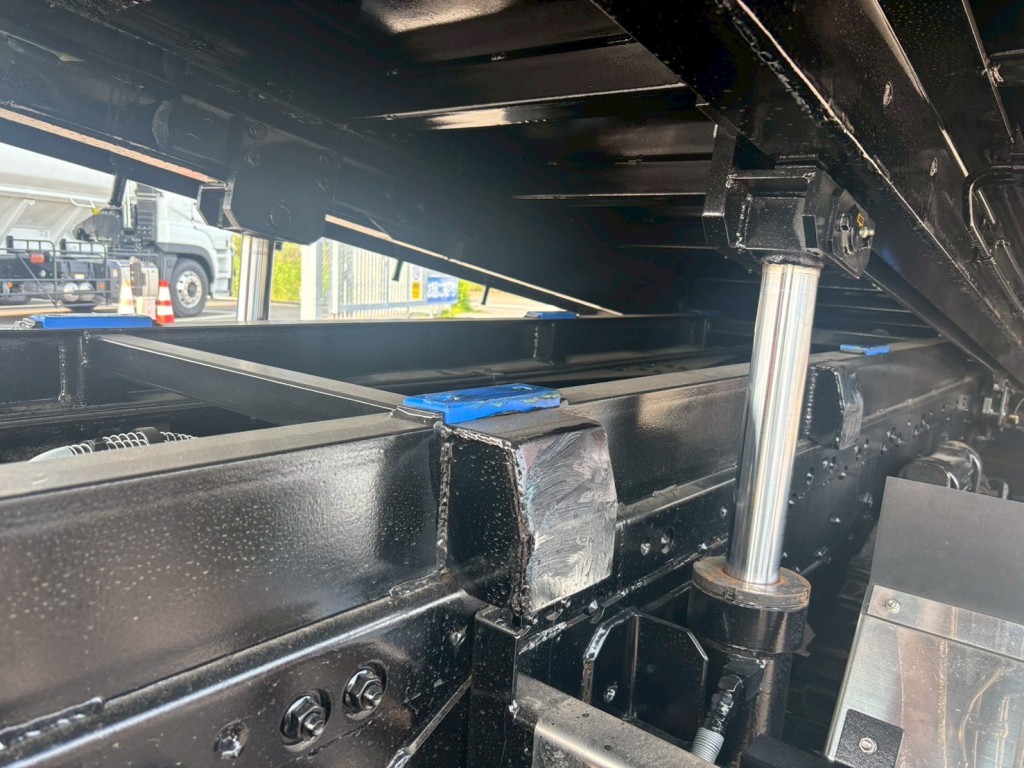 三菱 スーパーグレート 2KG-FS70HZの写真15