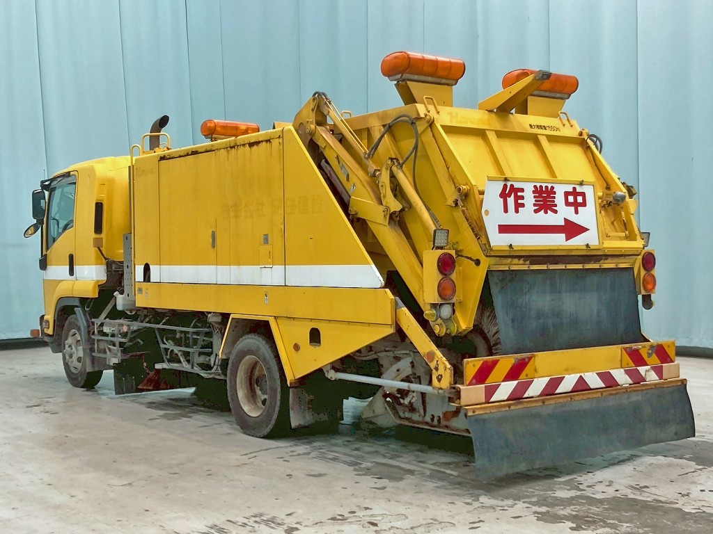 いすゞ フォワード TKG-FRR90T2改(2WD)の写真3