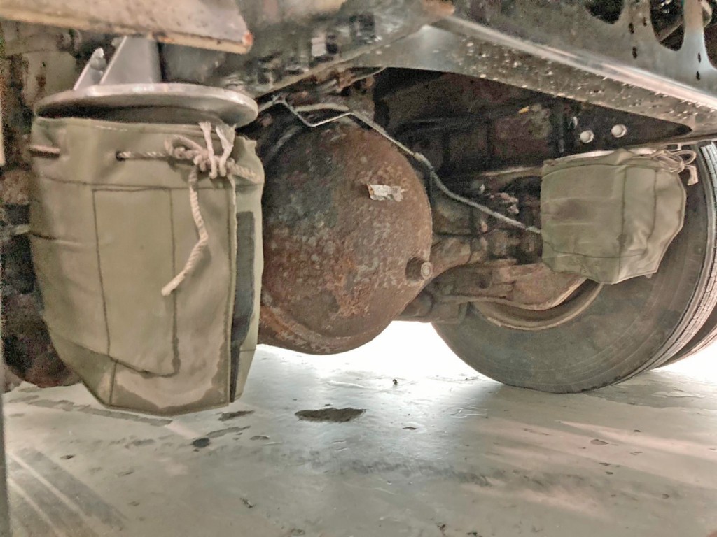 エアサスです。|いすゞ フォワード TKG-FRR90T2改(2WD)の写真5