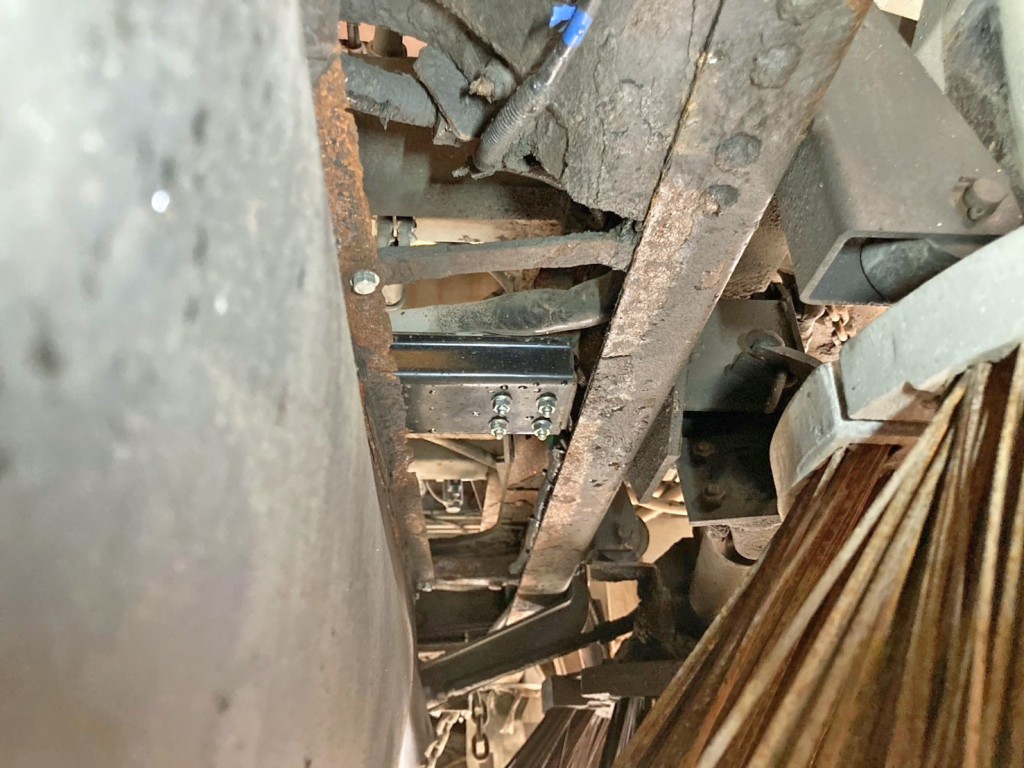 下回りの状態です。(前方より4枚目)|いすゞ フォワード TKG-FRR90T2改(2WD)の写真37