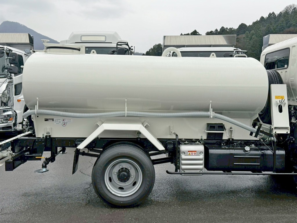 タンクの外観状態です。(運転席側)|日野 デュトロ 2KG-XZU700M(2WD)の写真11