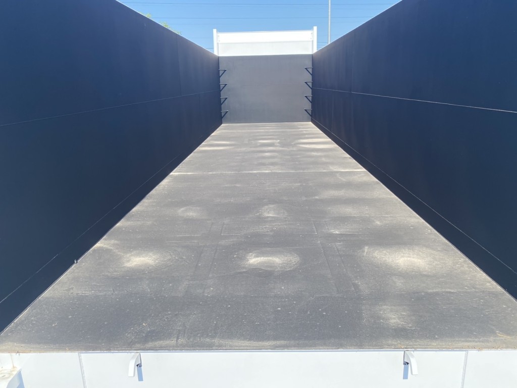 日野 プロフィア 2DG-FS1AHEの写真9