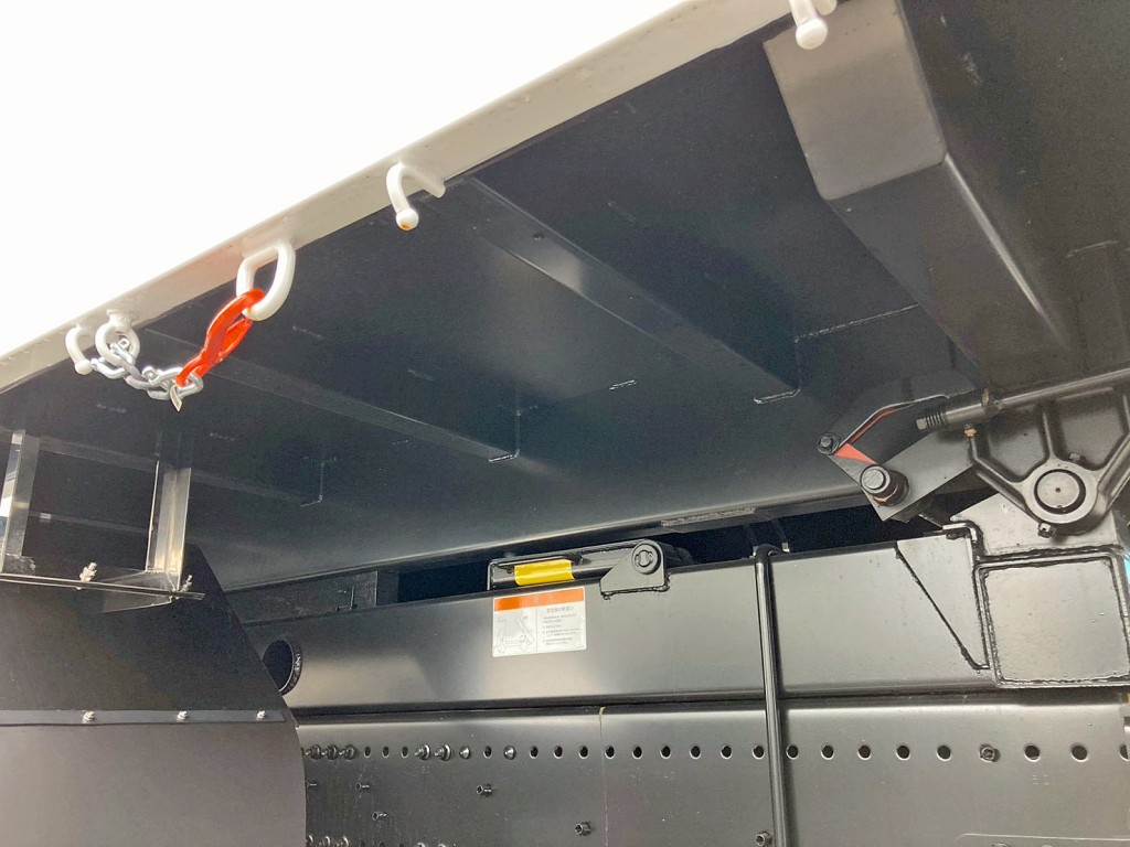 シャーシとネタの状態です。(縦ネタ・横ネタは鉄製です)|日野 プロフィア 2DG-FS1AHEの写真6