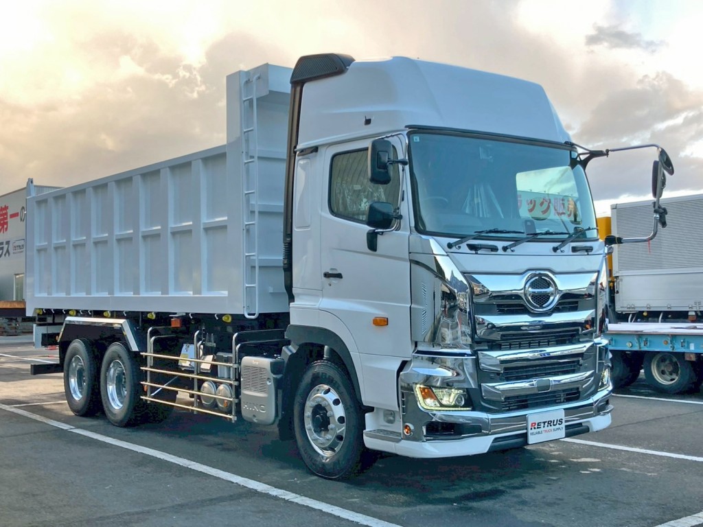 ホイールはアルミ製です。|日野 プロフィア 2DG-FS1AJEの写真2