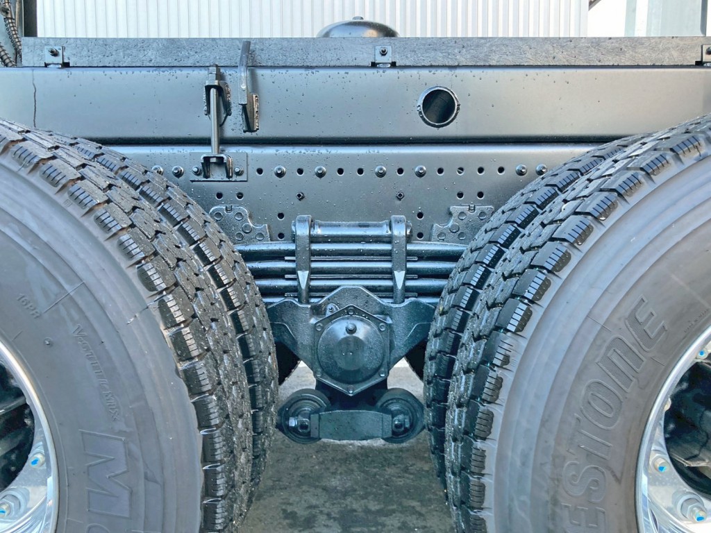 リーフサスです。|日野 プロフィア 2DG-FS1AJEの写真5