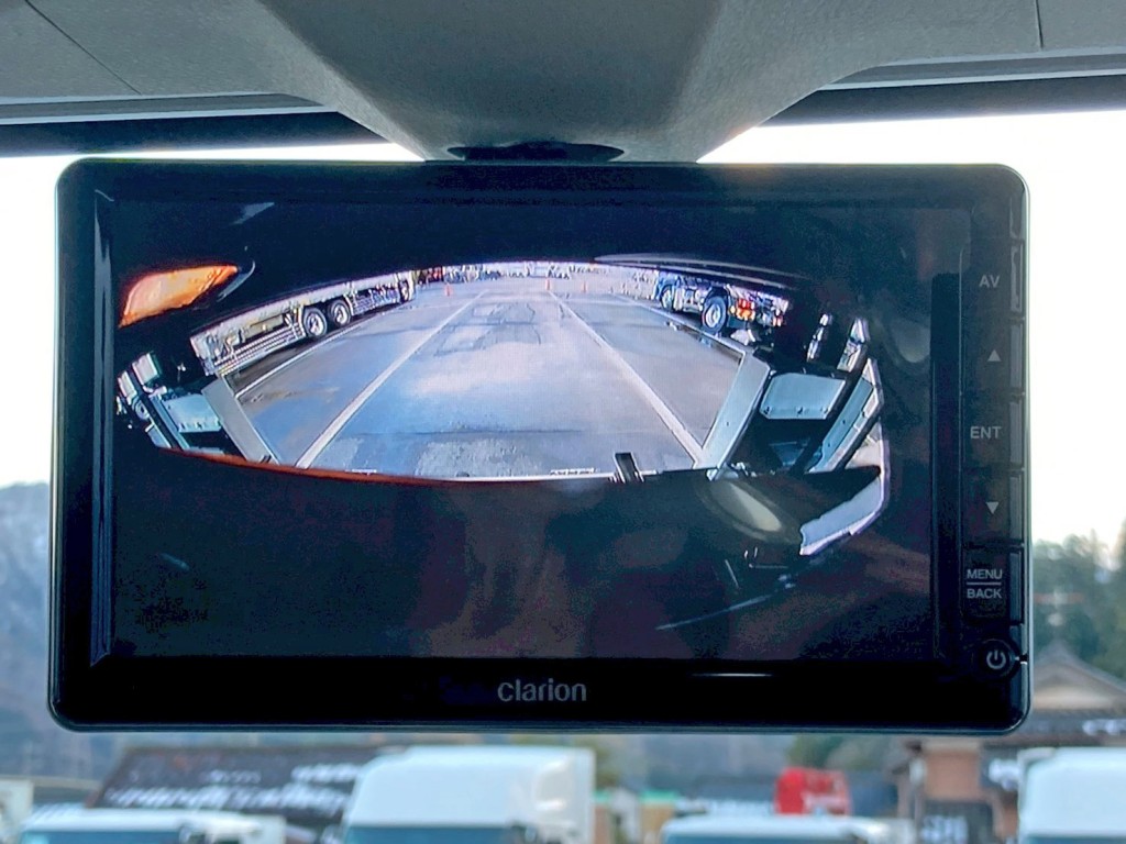 液晶バックモニター付きです。|日野 プロフィア 2DG-FS1AJEの写真23