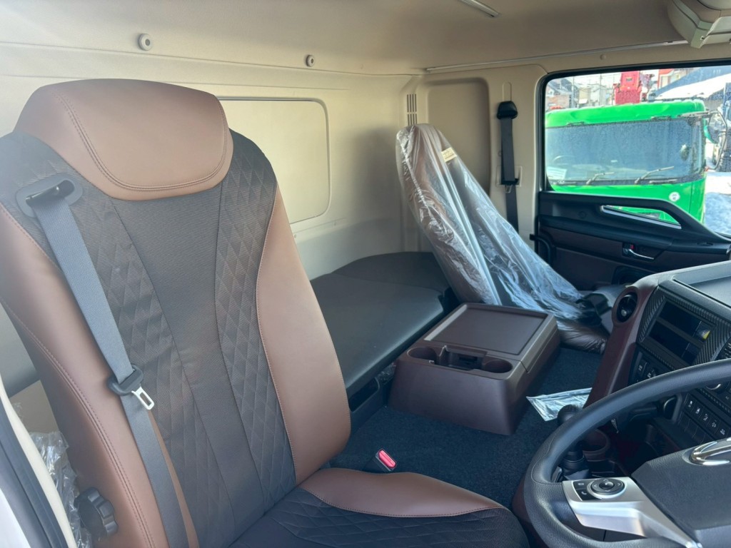 日野 プロフィア 2DG-FS1AJEの写真8