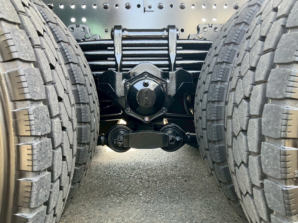 リーフサスです。|日野 プロフィア 2DG-FS1AHEの写真5