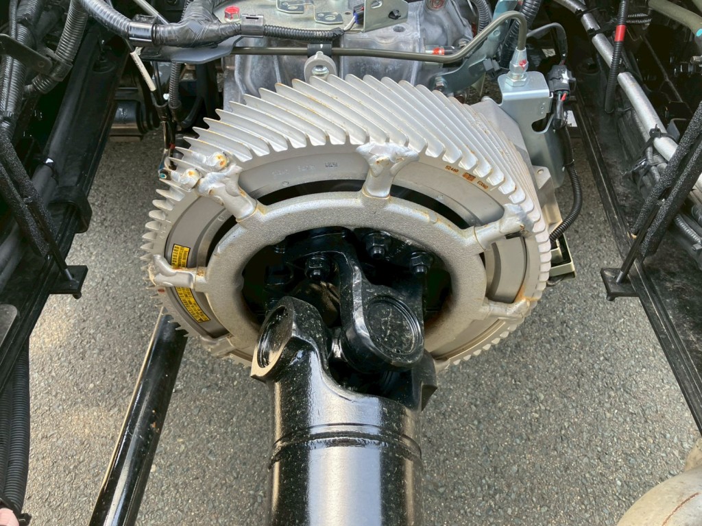 電磁式リターダです。|日野 プロフィア 2DG-FS1AHEの写真15
