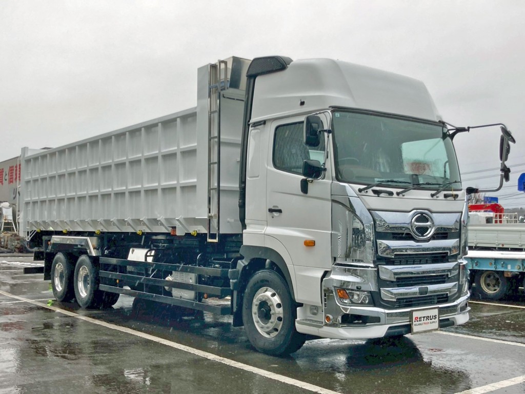 ホイールはアルミ製です。|日野 プロフィア 2DG-FS1AHEの写真2