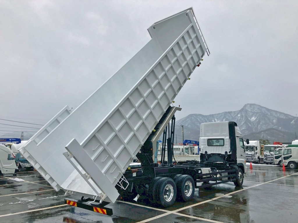 日野 プロフィア 2DG-FS1AHEの写真4