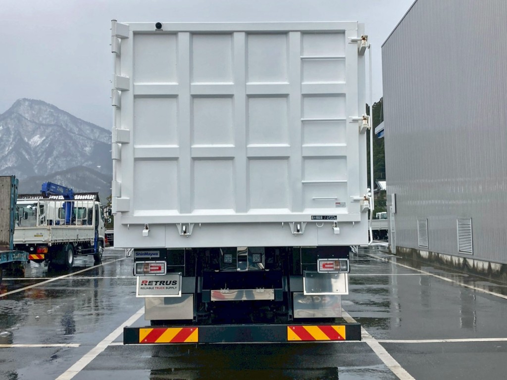 リヤ周りの状態です。|日野 プロフィア 2DG-FS1AHEの写真19