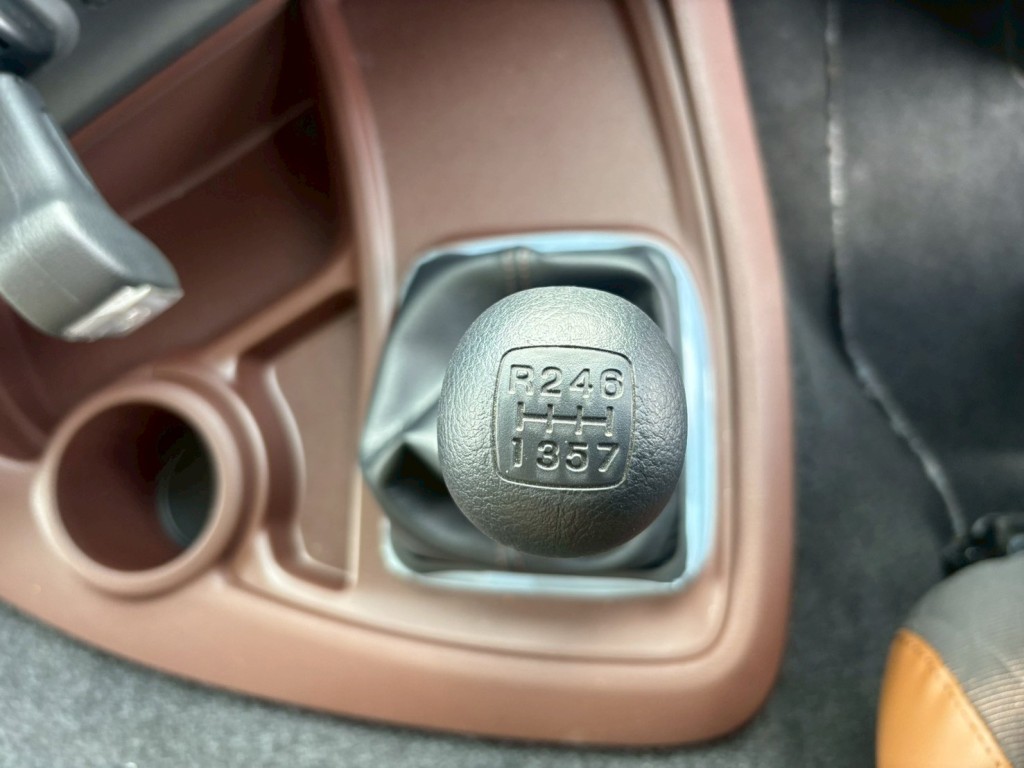 日野 プロフィア 2DG-FS1AHEの写真27