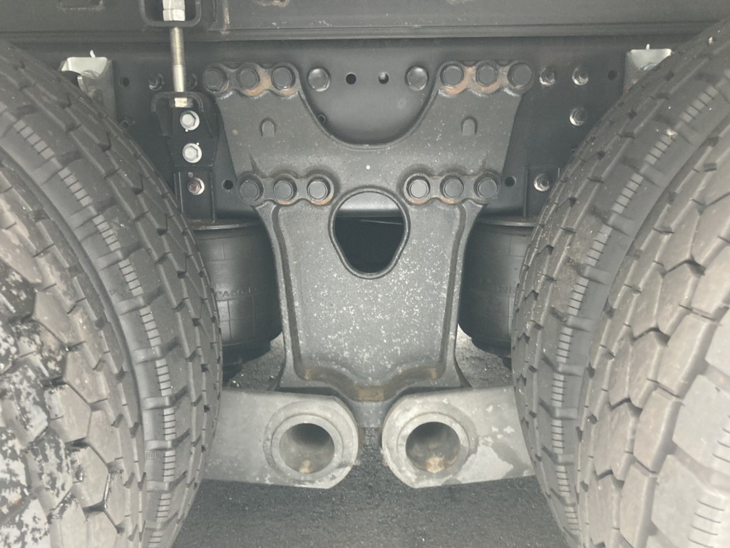 日野 プロフィア 2DG-FW1AHCの写真5