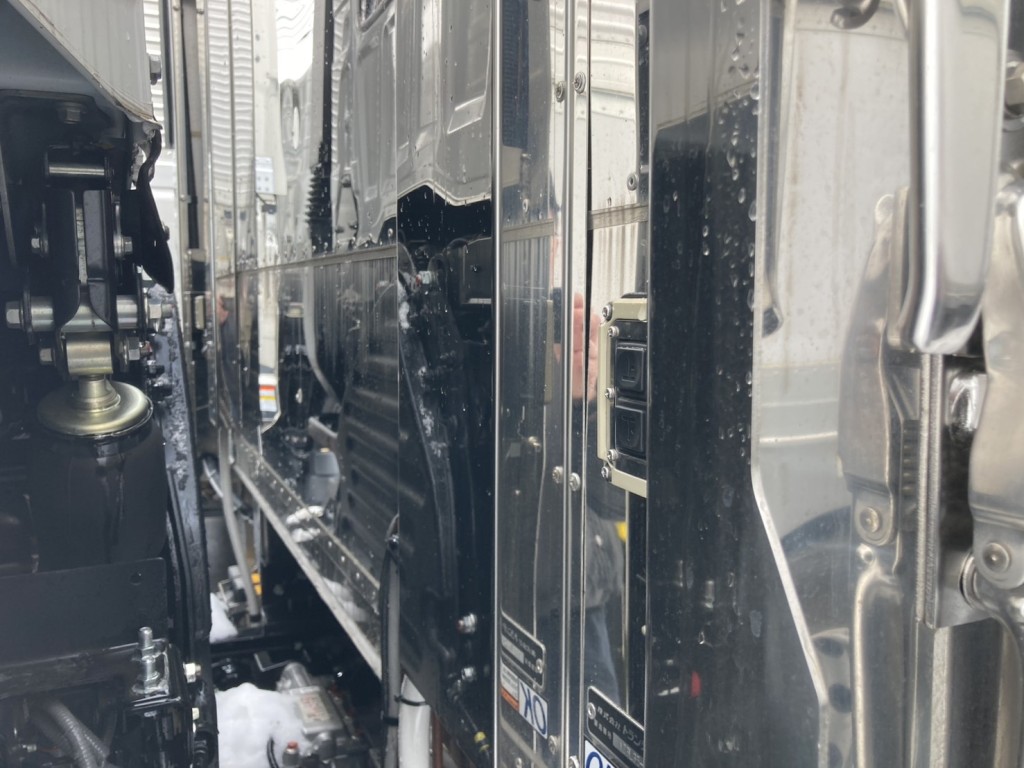 日野 プロフィア 2DG-FW1AHCの写真11