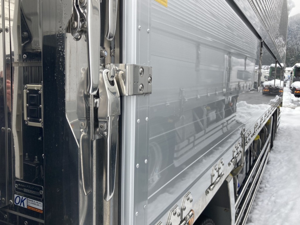 日野 プロフィア 2DG-FW1AHCの写真12