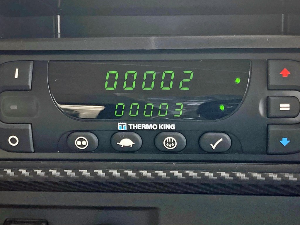 アワメーターです。|日野 プロフィア 2DG-FW1AHCの写真21