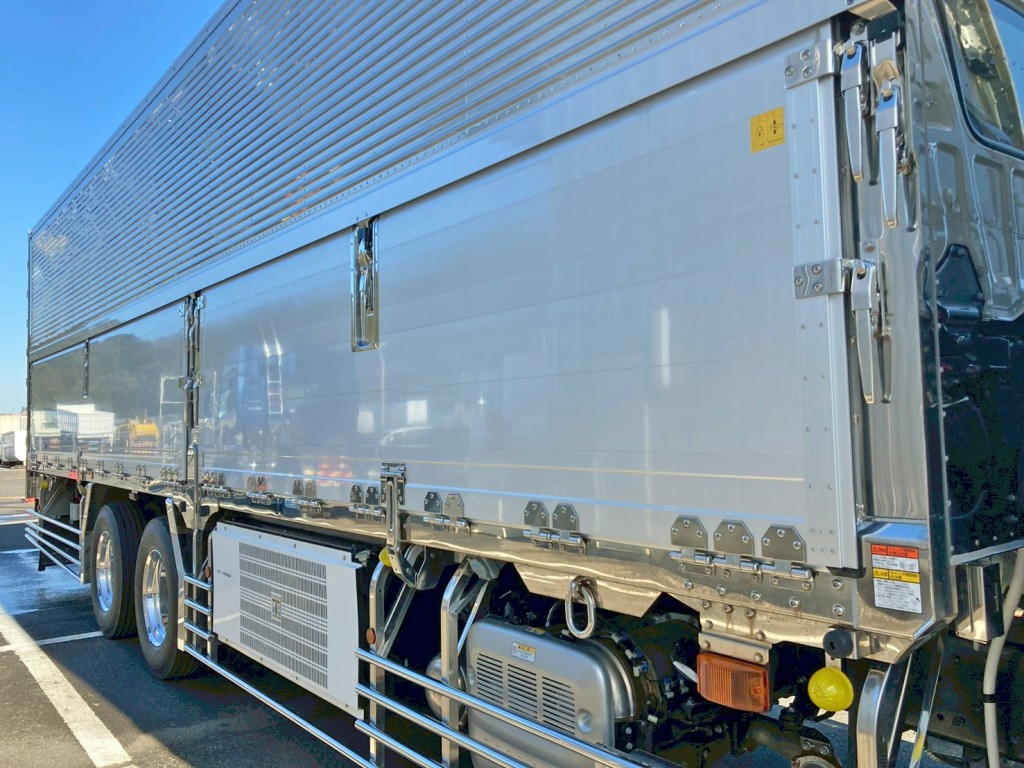 サイド蝶番・サイドレール・キャッチ・セイコーラックはステンレス製です。|日野 プロフィア 2DG-FR1AHCの写真18