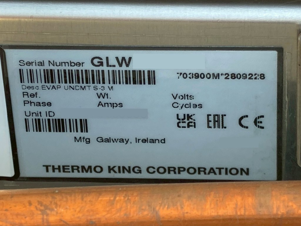 冷凍機のプレートです。|日野 プロフィア 2DG-FR1AHCの写真25