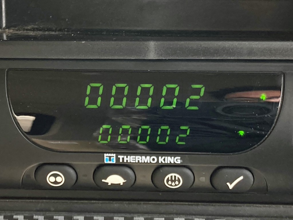 アワメーターです。|日野 プロフィア 2DG-FR1AHCの写真30