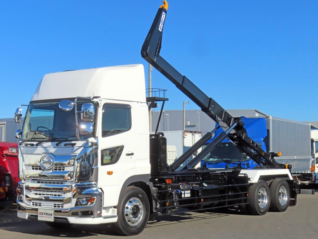 日野 プロフィア 2DG-FS1AHEの写真1