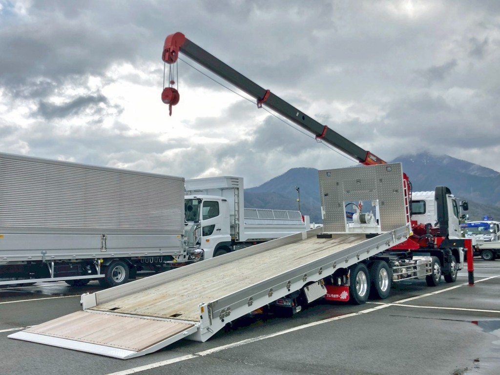 日野 プロフィア 2DG-FW1AHCの写真4