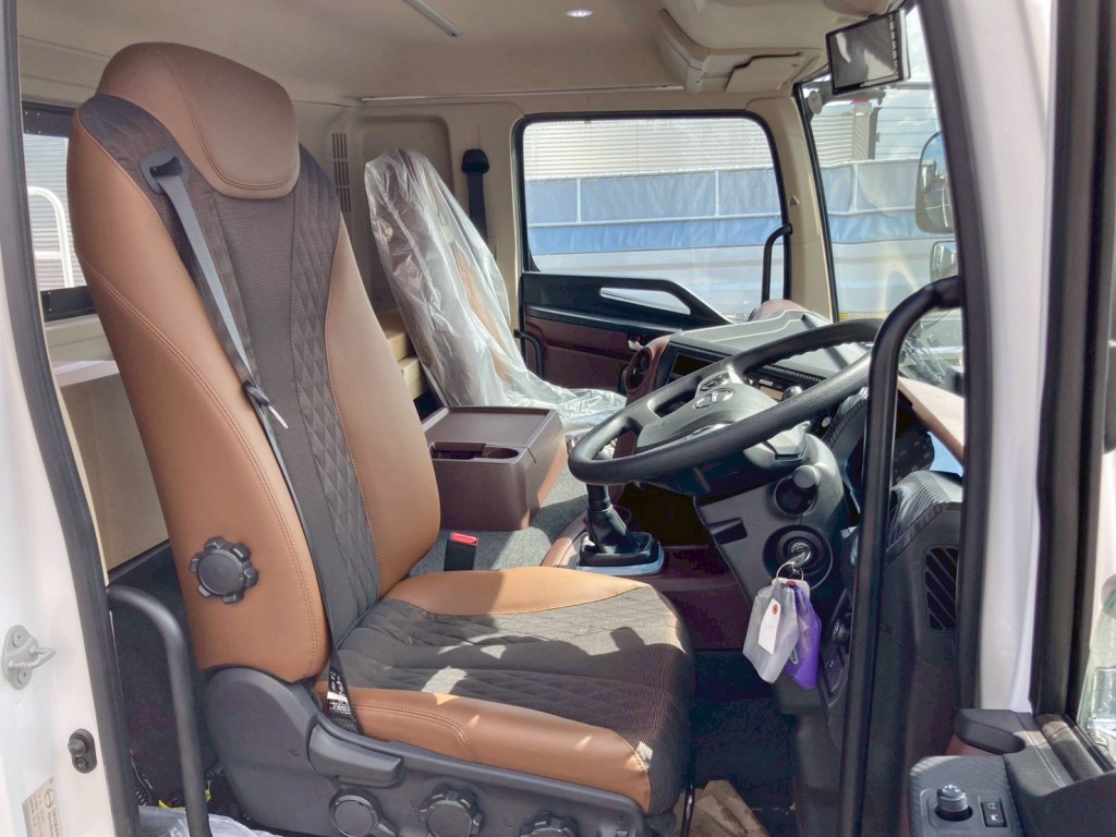 日野 プロフィア 2DG-FW1AHCの写真7