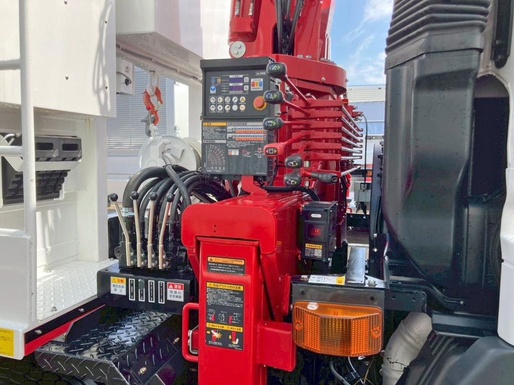 クレーンの操作レバーです。|日野 プロフィア 2DG-FW1AHCの写真21