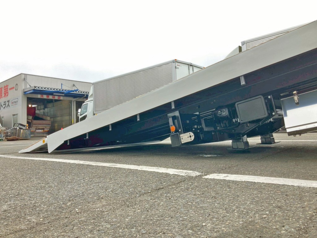 日野 プロフィア 2DG-FW1AHCの写真14