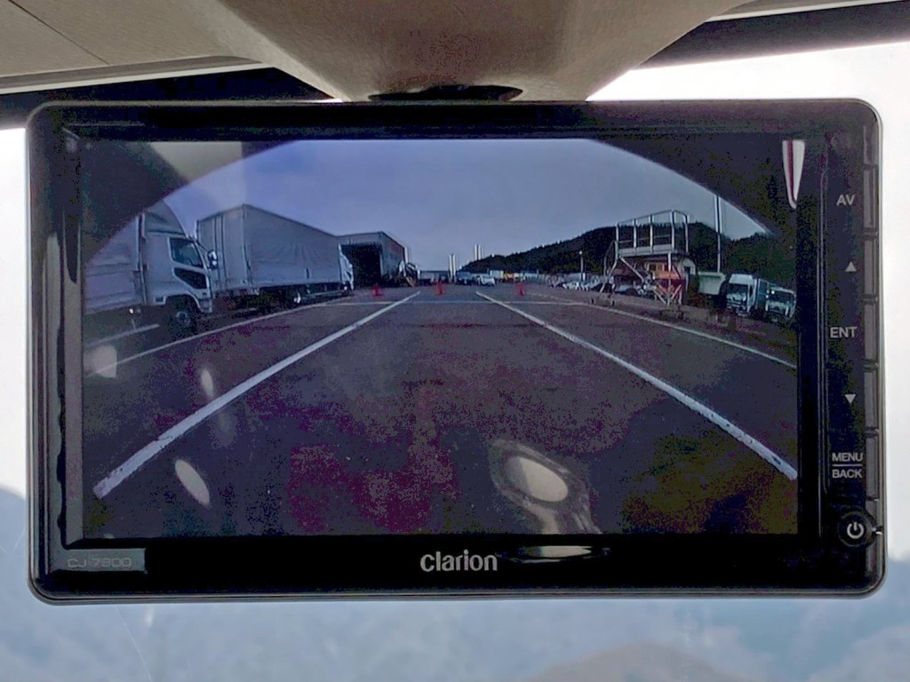 液晶バックモニター付きです。|日野 プロフィア 2DG-FW1AHCの写真27