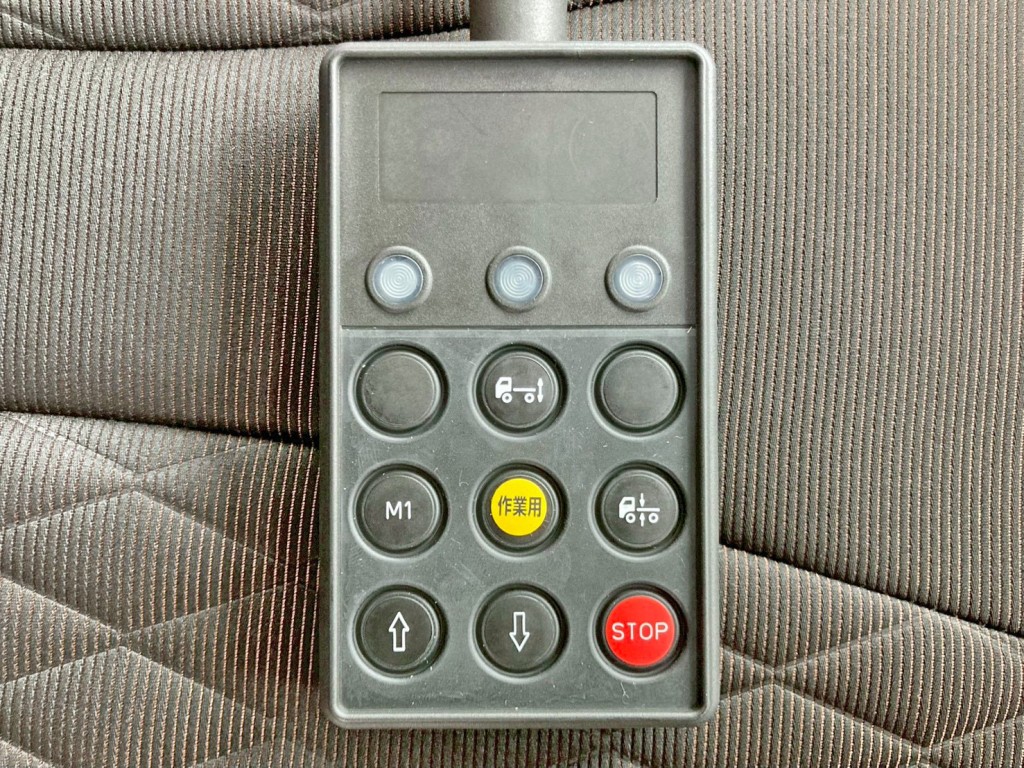 エアサスのコントローラーです。|日野 プロフィア 2DG-FW1AHCの写真28