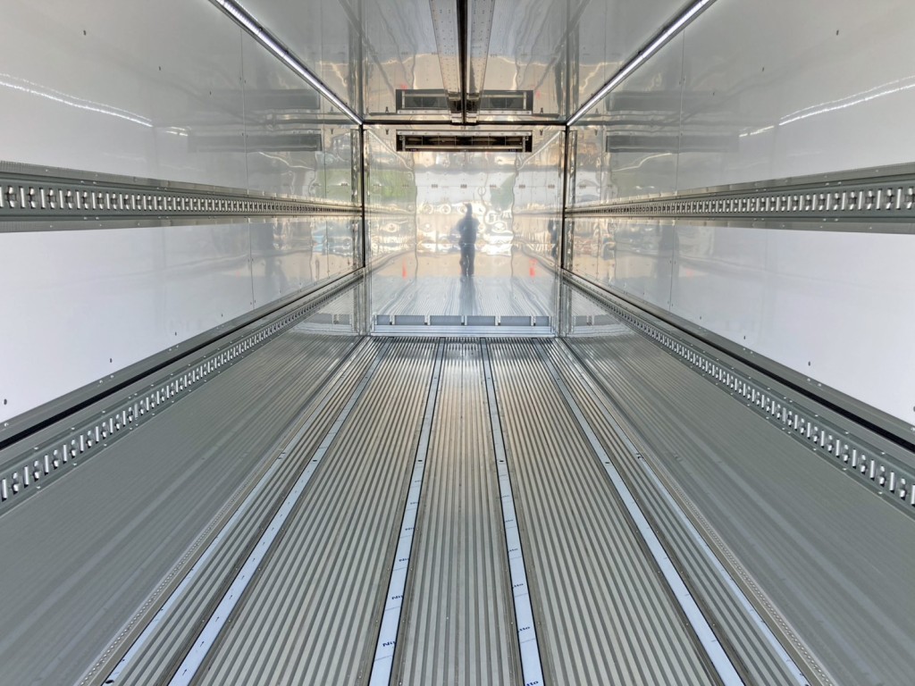 日野 プロフィア 2DG-FW1AHCの写真13