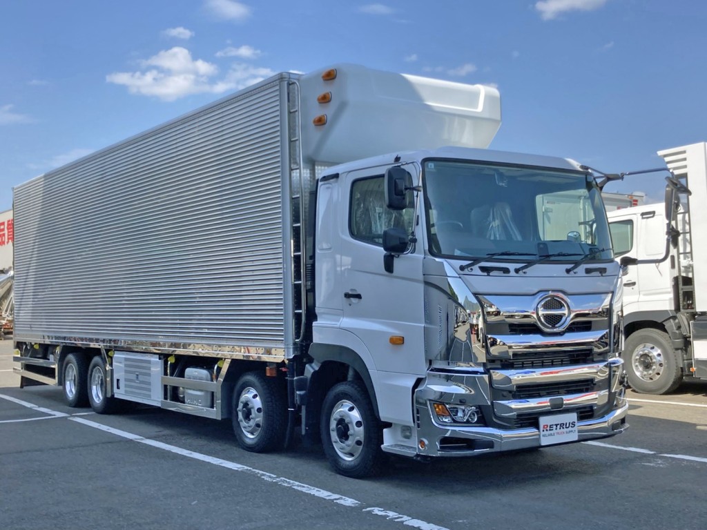 ホイールはアルミ製です。|日野 プロフィア 2DG-FW1AHCの写真2