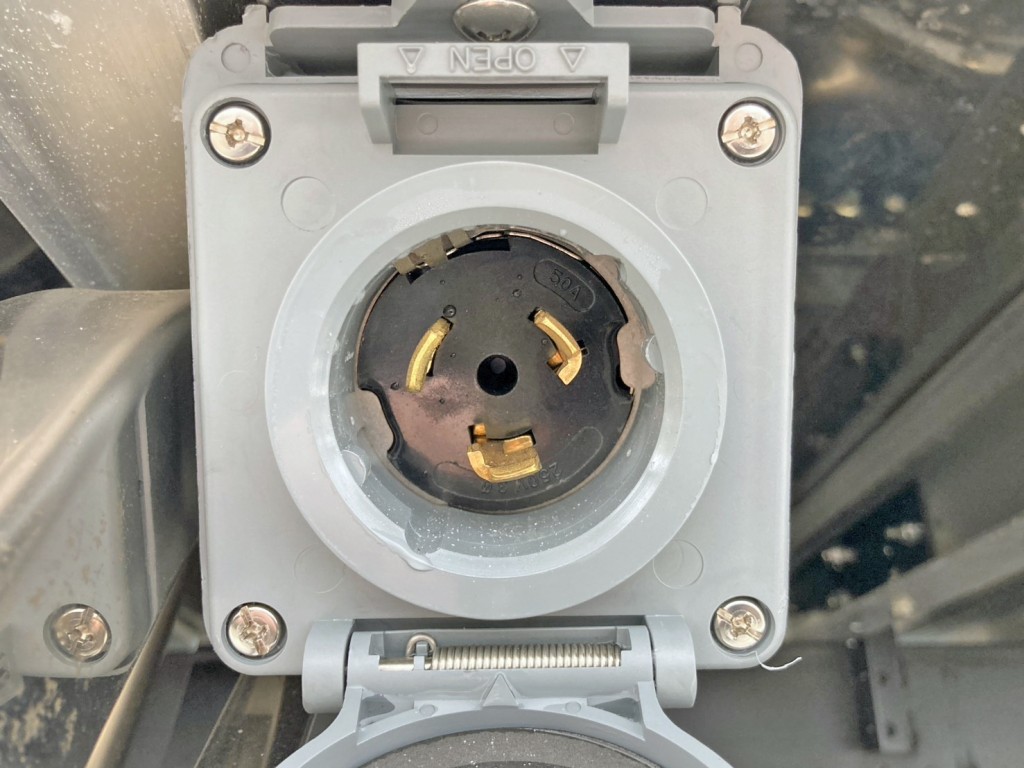 スタンバイ付きです。|日野 プロフィア 2DG-FR1AHCの写真24