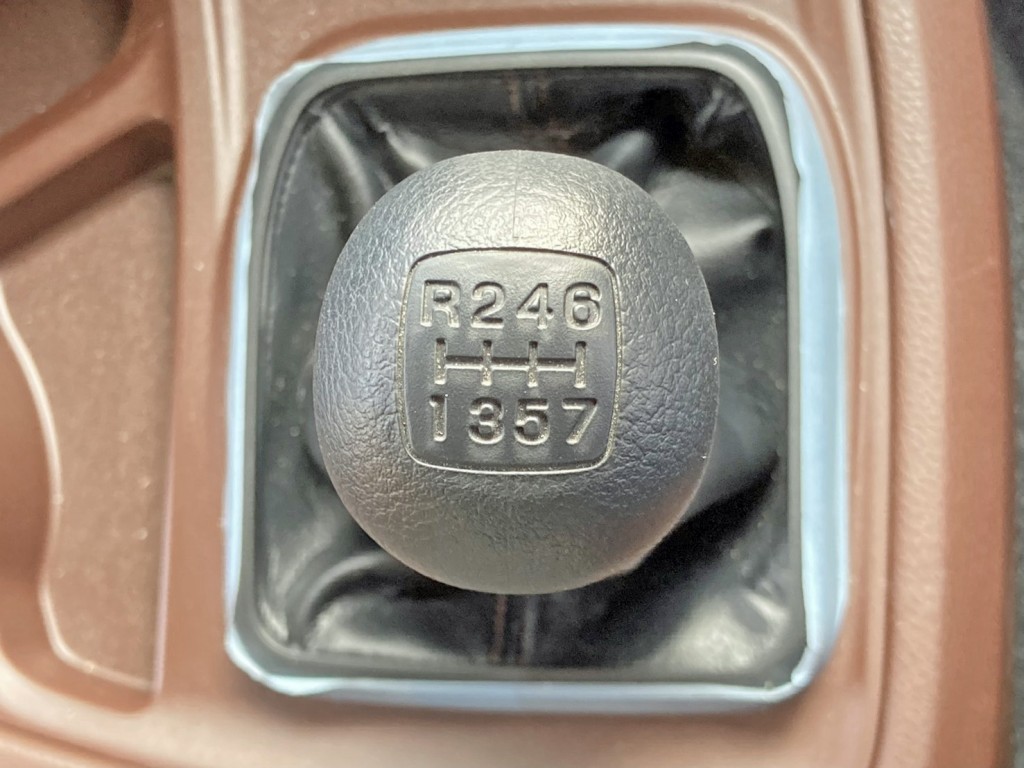 日野 プロフィア 2DG-FR1AHCの写真32