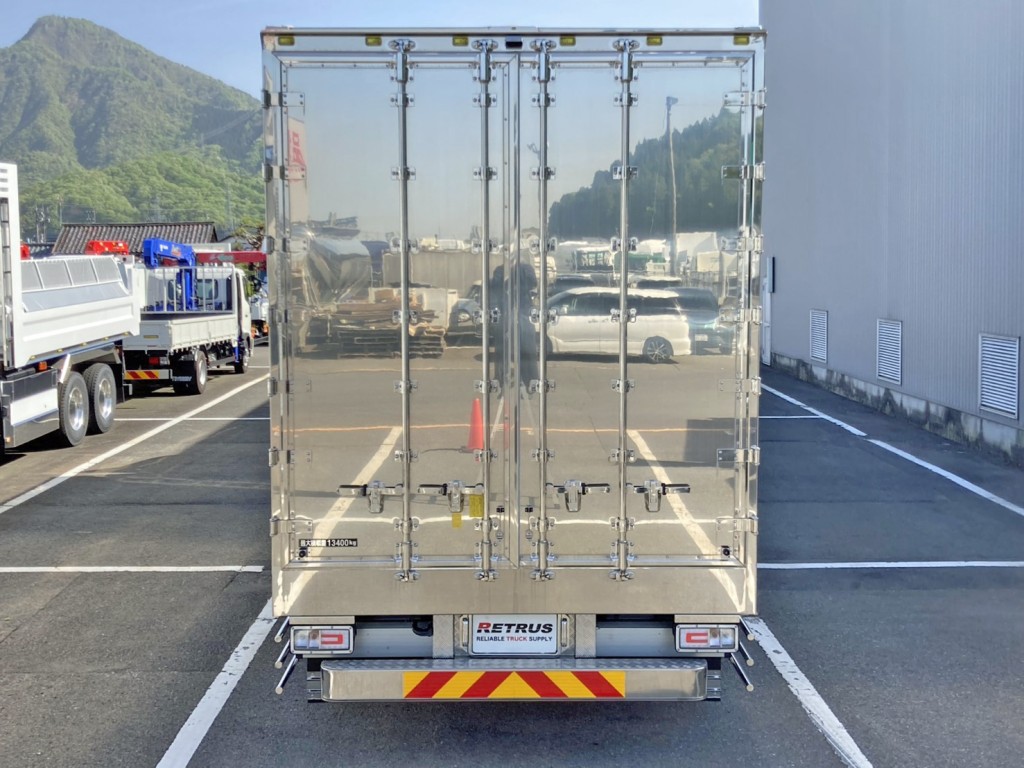 リヤ蝶番・ハンマーロック・キャッチはステンレス製、左右リヤドアはステンレス製です。|日野 プロフィア 2DG-FW1AHCの写真8