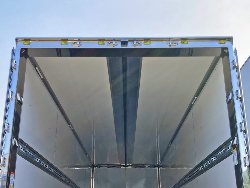 センタービームレスです。|日野 プロフィア 2DG-FW1AHCの写真12