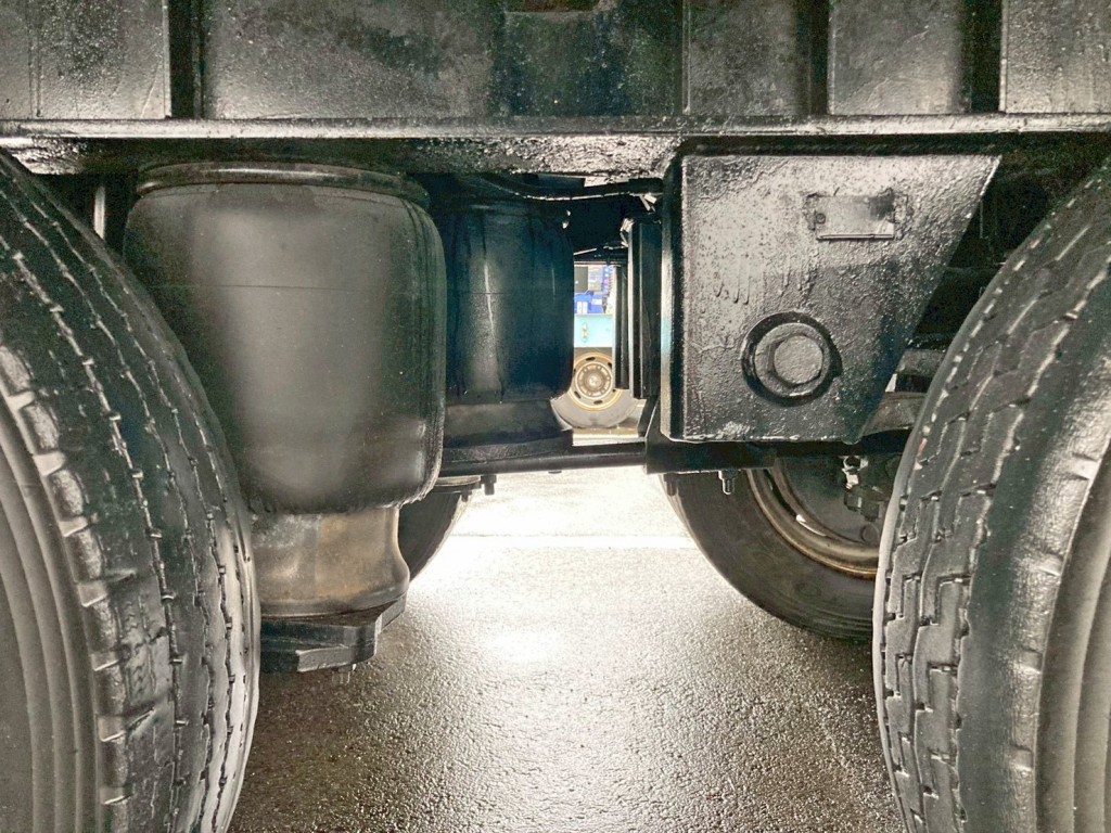 エアサスです。|東邦 TE36H5N3Sの写真5