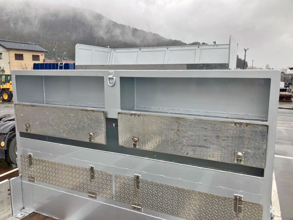 上段の物入れの状態です。|東邦 TE36H5N3Sの写真14