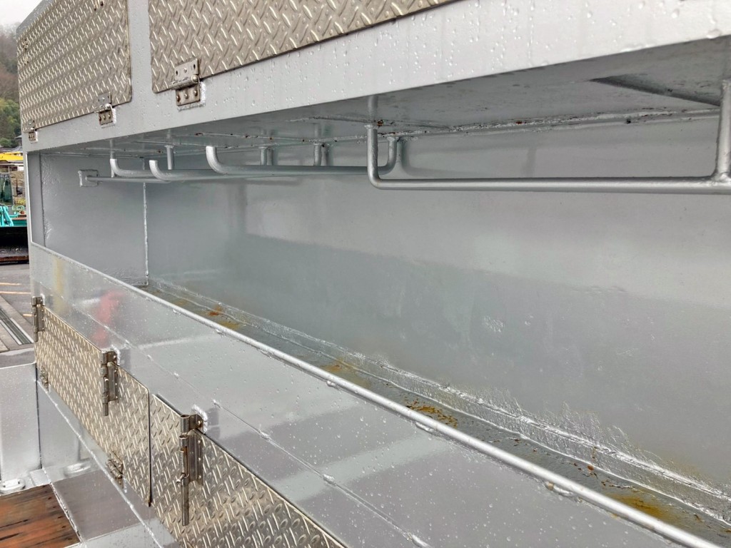 中段の物入れの状態です。|東邦 TE36H5N3Sの写真15