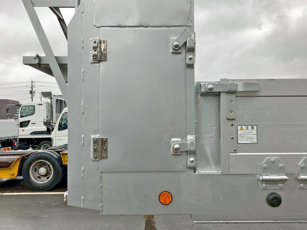 プロテクター助手席側の状態です。|東邦 TE36H5N3Sの写真17