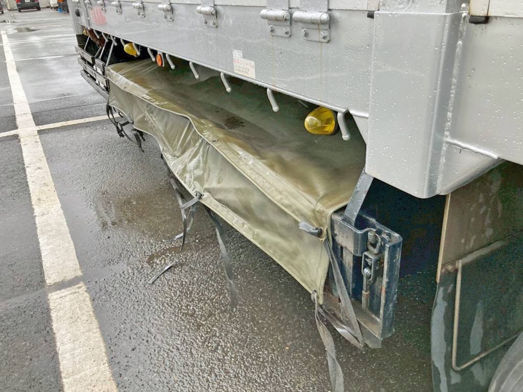 助手席側にりん木入れが付いています。|東邦 TE36H5N3Sの写真35