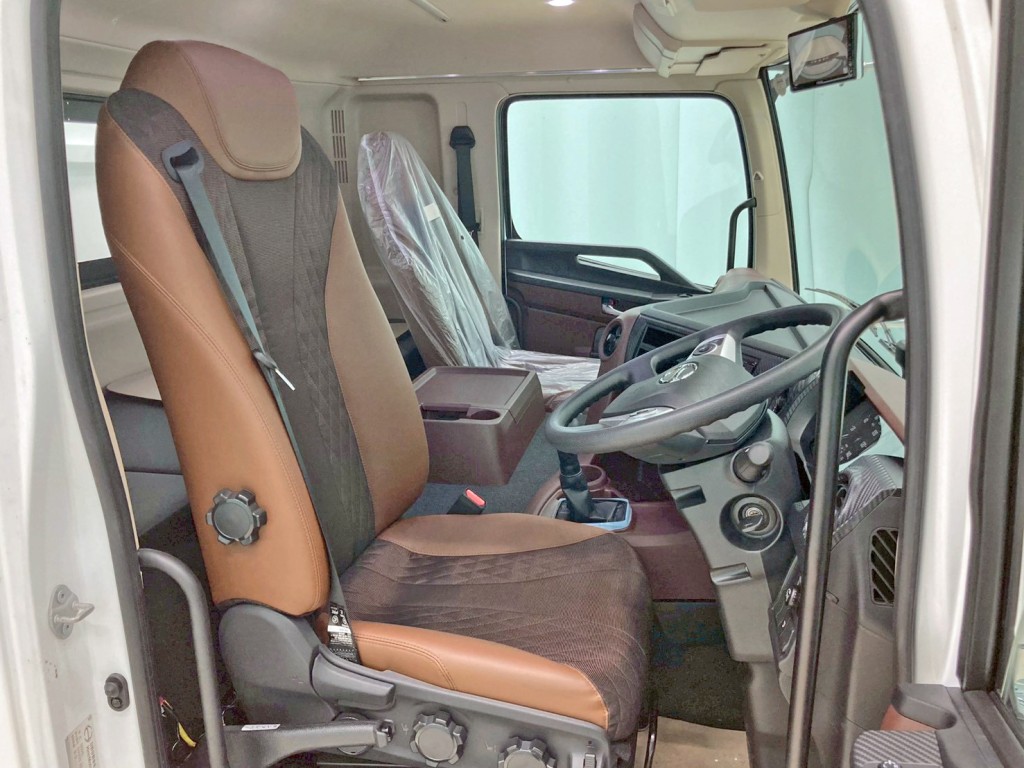 日野 プロフィア 2DG-FS1AJEの写真7