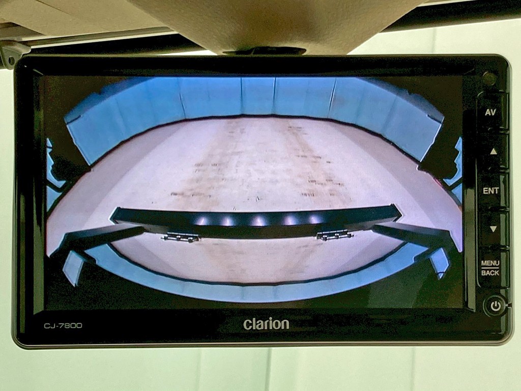 液晶バックモニター付きです。|日野 プロフィア 2DG-FS1AJEの写真22