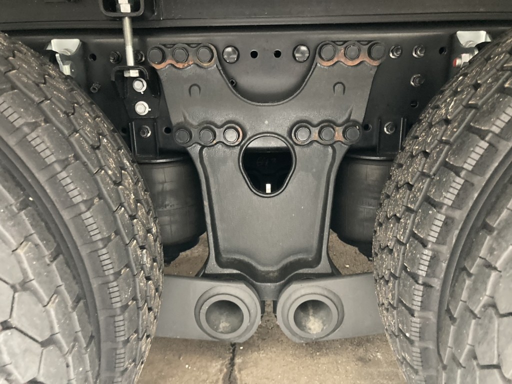 日野 プロフィア 2DG-FW1AHCの写真5