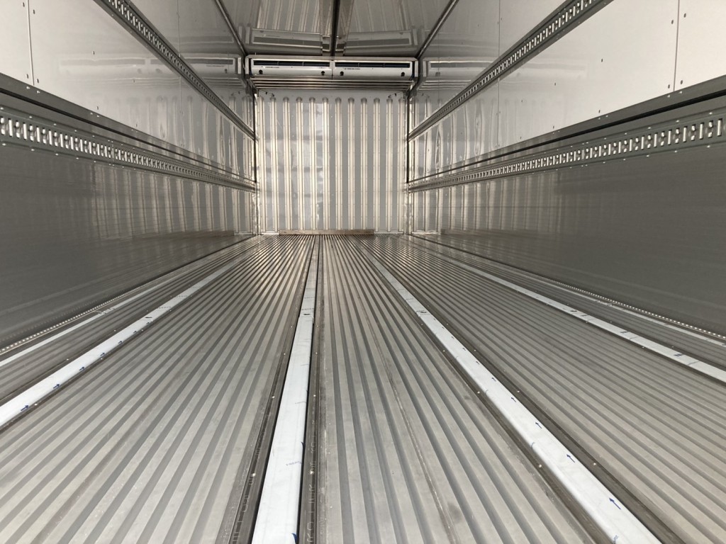 日野 プロフィア 2DG-FW1AHCの写真9